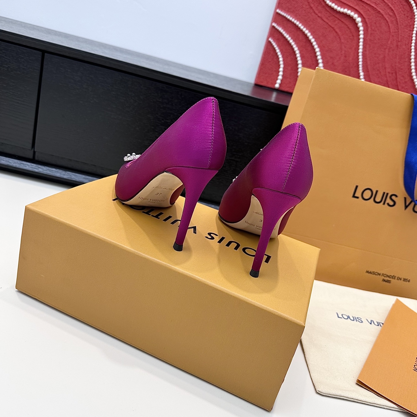 Women's high heels